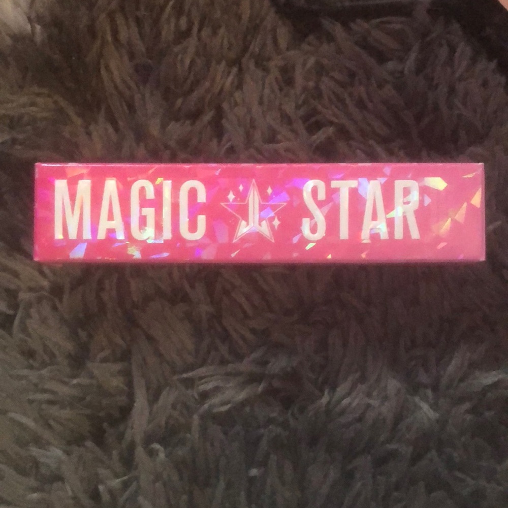 NIB Jeffree Star Magic ⭐️ Concealer - YELLOW